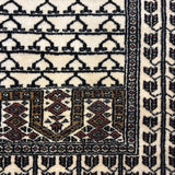 Kaarun - Hand Knotted Wool Rug in Ivory/Black