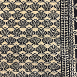 Sarab – Hand Knotted Wool Rug in Cream/Black