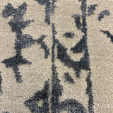 Saahir – Hand Knotted Wool Rug in Light Grey/Slate Grey