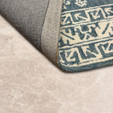Misty Mehr – Hand Tufted Wool Rug in Bluish Grey/Ivory