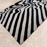 Monochrome Melt – Hand Tufted Wool Rug in Cream/Black