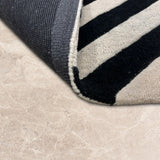 Monochrome Melt – Hand Tufted Wool Rug in Cream/Black