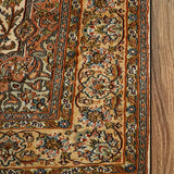 Mahnoor - Hand Knotted Silk Rug In Cream/Russet