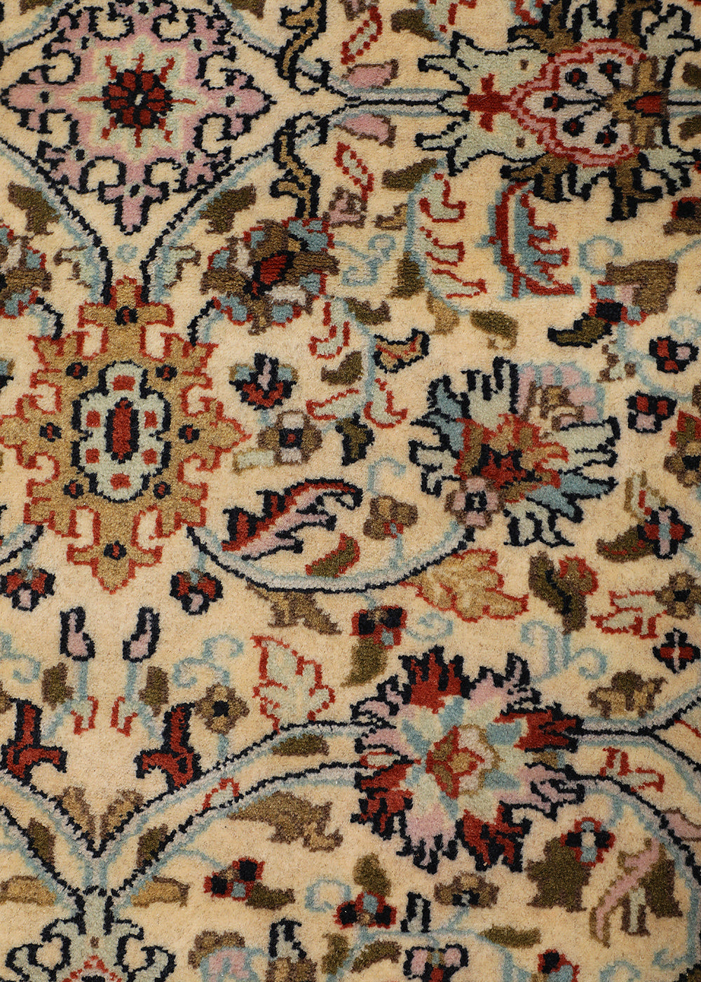 Safina - Hand Knotted Wool Rug In Beige